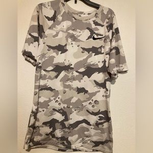 Nike Camo Short Sleeve Tee - Gray and Black
